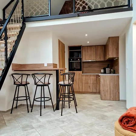 La Petite Maison Apartment